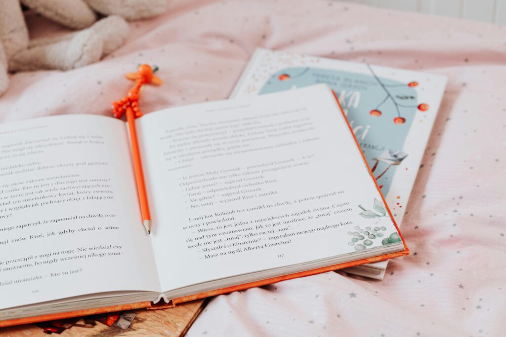 Wattpad Ending Private Messaging - pencil on book