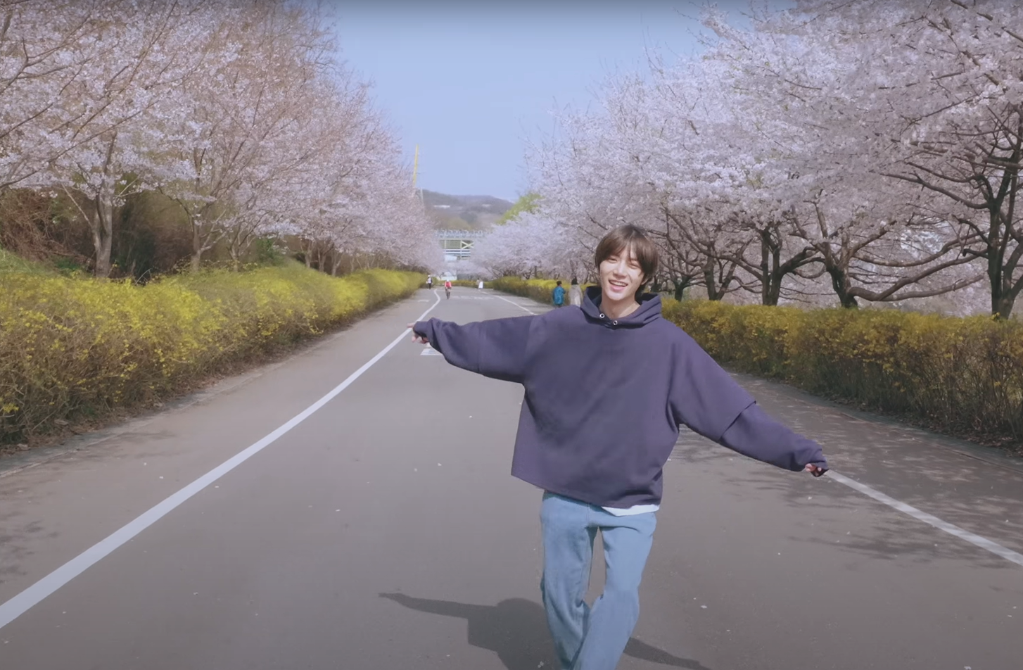 Beomgyu TXT “Sukidakara” Screenshot